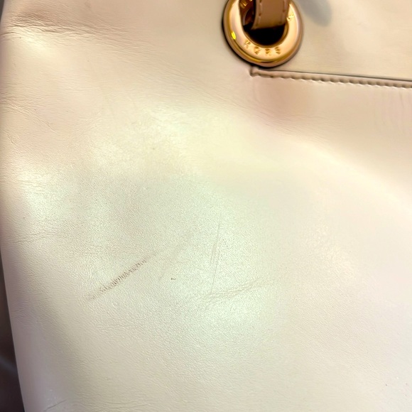 Michael Kors Jet Set Tote - Not Perfect - Picture 7 of 11